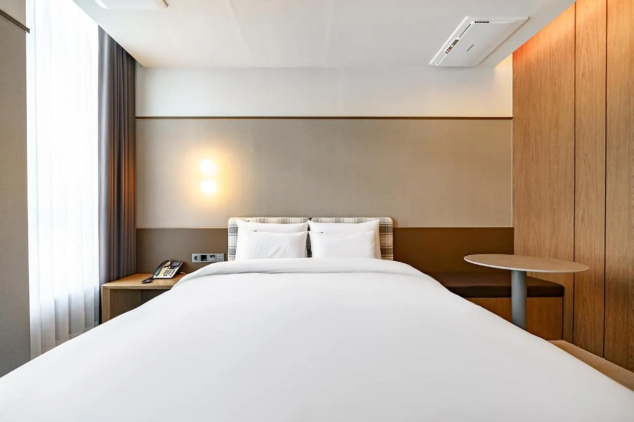 H-Avenue Hotel Geomdan New Town インチョン広域市 2*,  韓国
