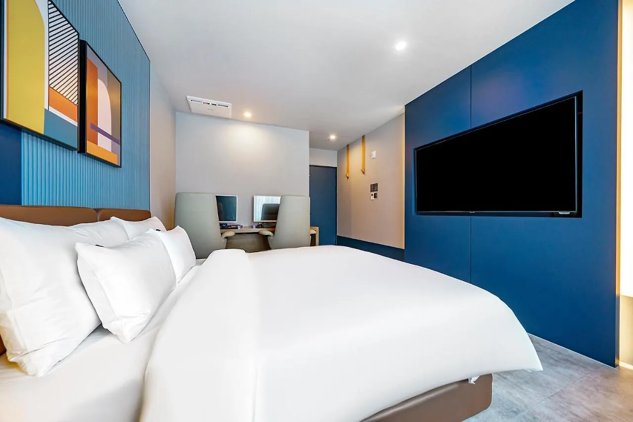 H-Avenue Hotel Geomdan New Town Incheon 2*,  South Korea