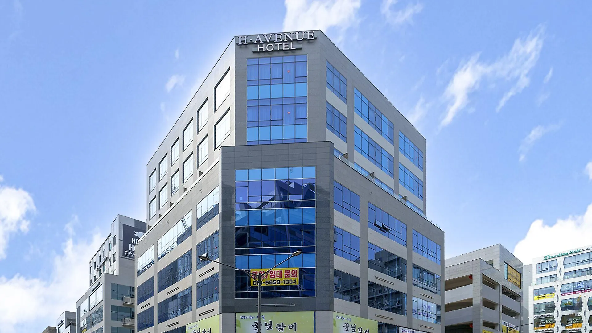 H-Avenue Hotel Geomdan New Town Incheon 2*,