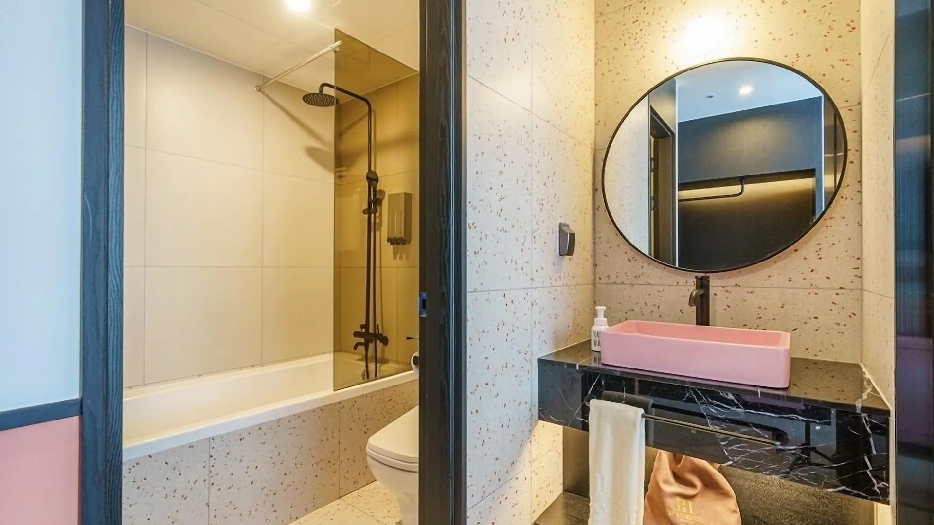 H-Avenue Hotel Geomdan New Town Incheon 2*,
